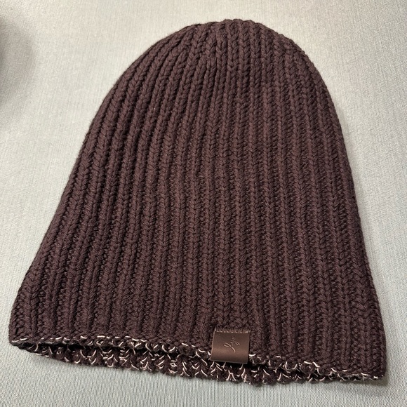 Black and white Love Your Melon reversible beanie. - Picture 5 of 6